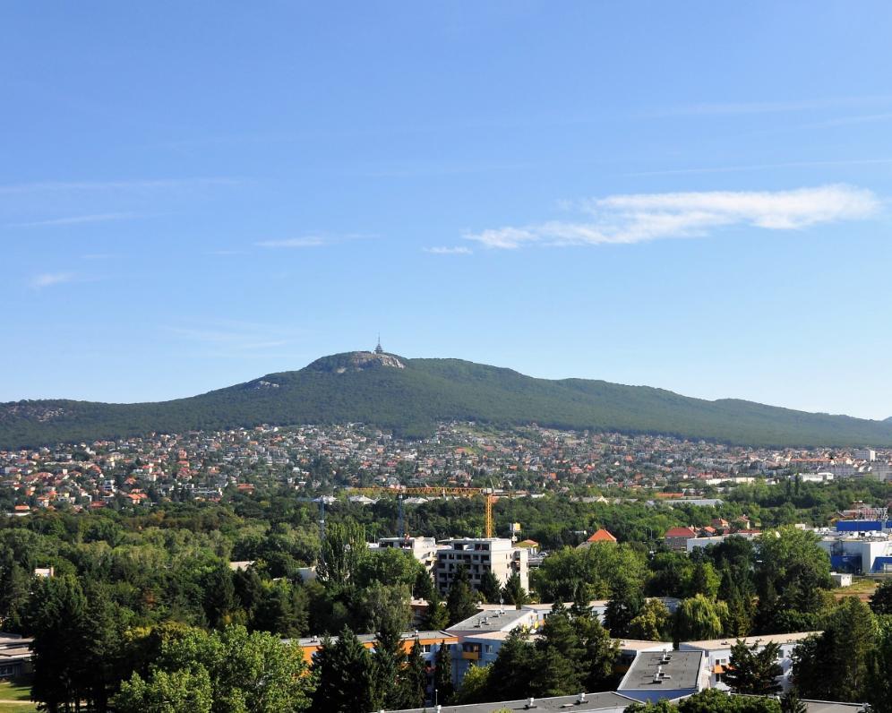 Školy, škôlky, samospráva, zoznam ulíc a mestských častí v meste Nitra.