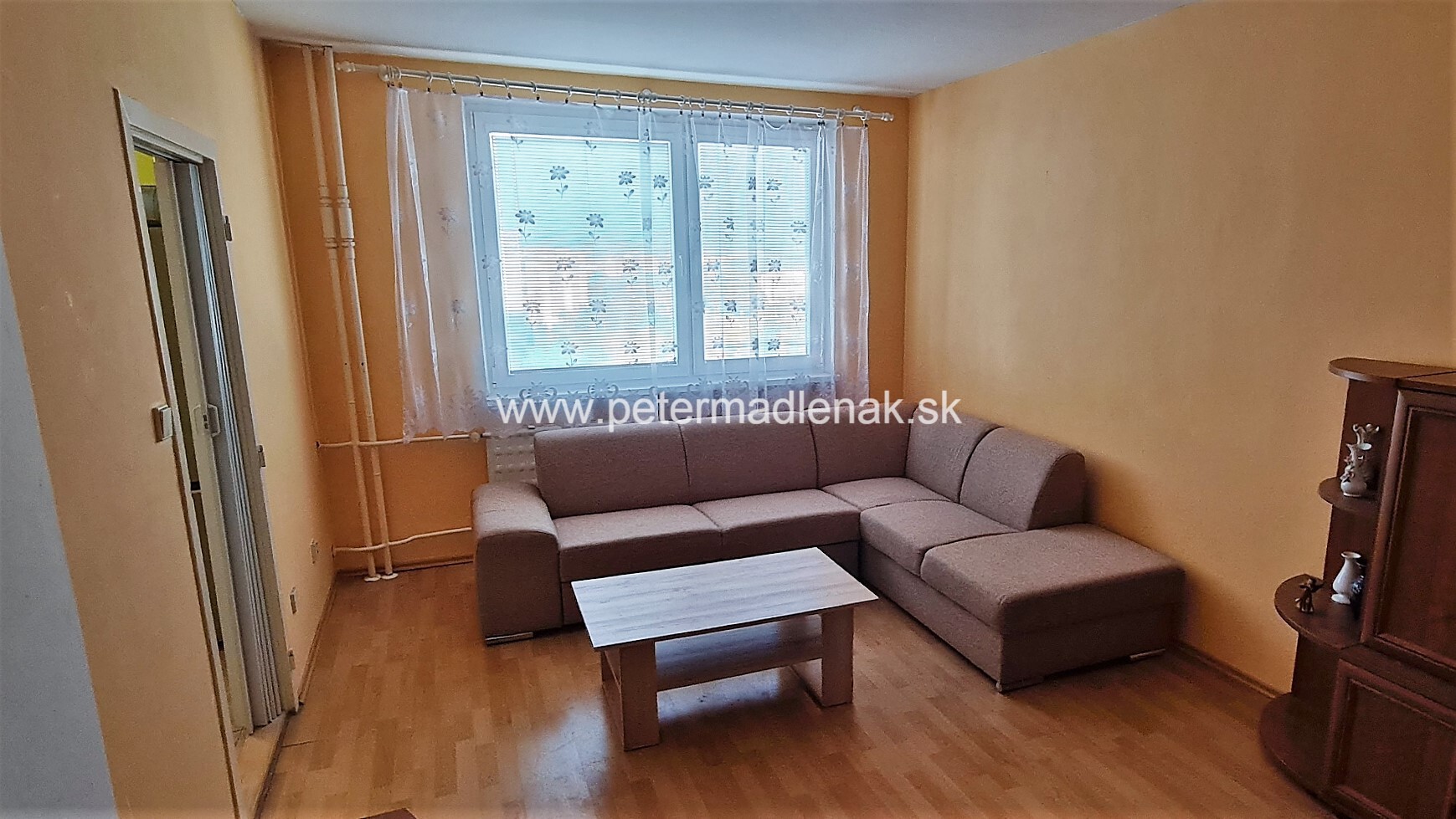 PRENAJATÉ - Prenájom 2-izbový, kompletne zariadený byt na sídlisku Klokočina.